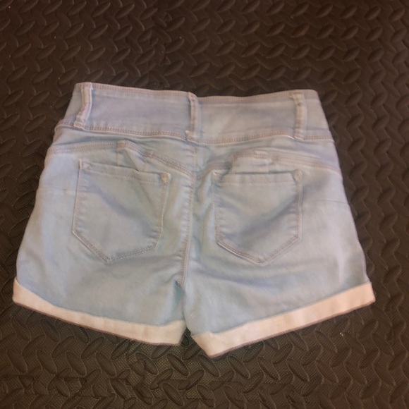 High waisted jean shorts - Picture 2 of 2